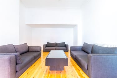 8 bed house, Cardigan Terrace, Heaton, Newcastle, NE65HS - Image 2